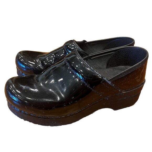 Dansko Patent Leather Clog Shoes Size 37/7 Women’s Black Slip On - Picture 2 of 8
